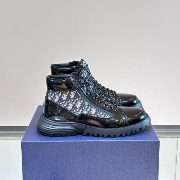 Stivaletti Yuan Dior Combat