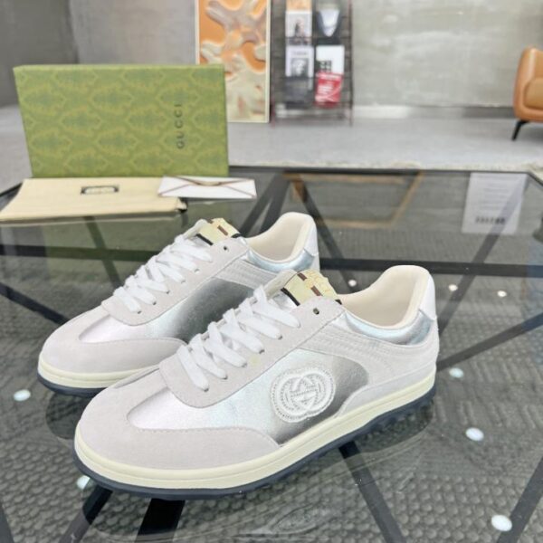 repliche,replica,perfette,siti di,affidabili,migliori siti,dove comprare,1:1,scarpe da ginnastica I contatori Gucci sincronizzano le scarpe da uomo di alta qualità