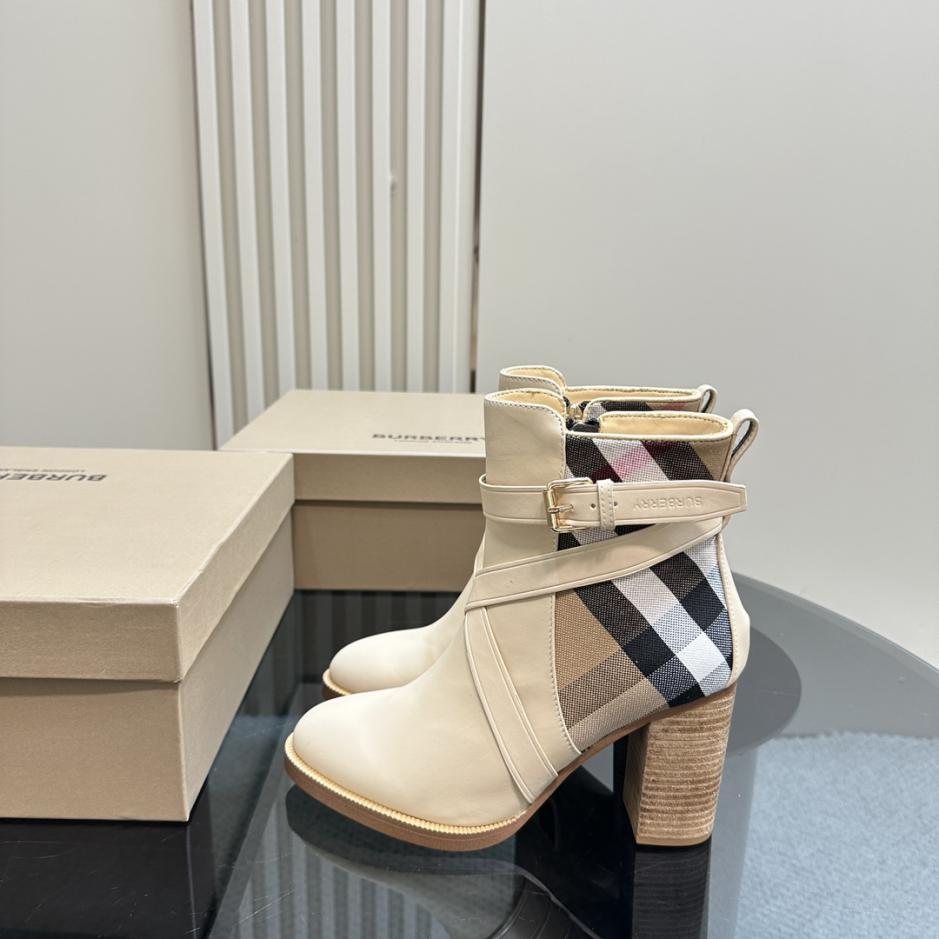 repliche,replica,perfette,siti di,affidabili,migliori siti,dove comprare,1:1,scarpe da ginnastica Stivali BURBERRBBR del designer Daniel Lee repliche,replica,perfette,siti di,affidabili,migliori siti,dove comprare,1:1,scarpe da ginnastica Stivali BURBERRBBR del designer Daniel Lee