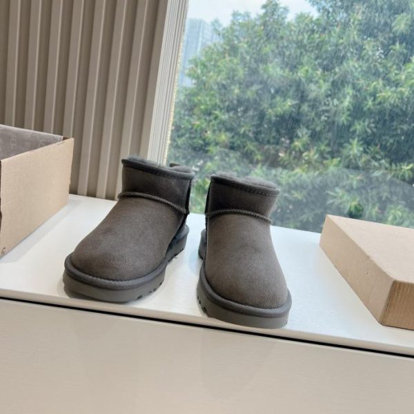 repliche,replica,perfette,siti di,affidabili,migliori siti,dove comprare,1:1,scarpe da ginnastica G026 ugg nuovi stivali da neve casual invernali