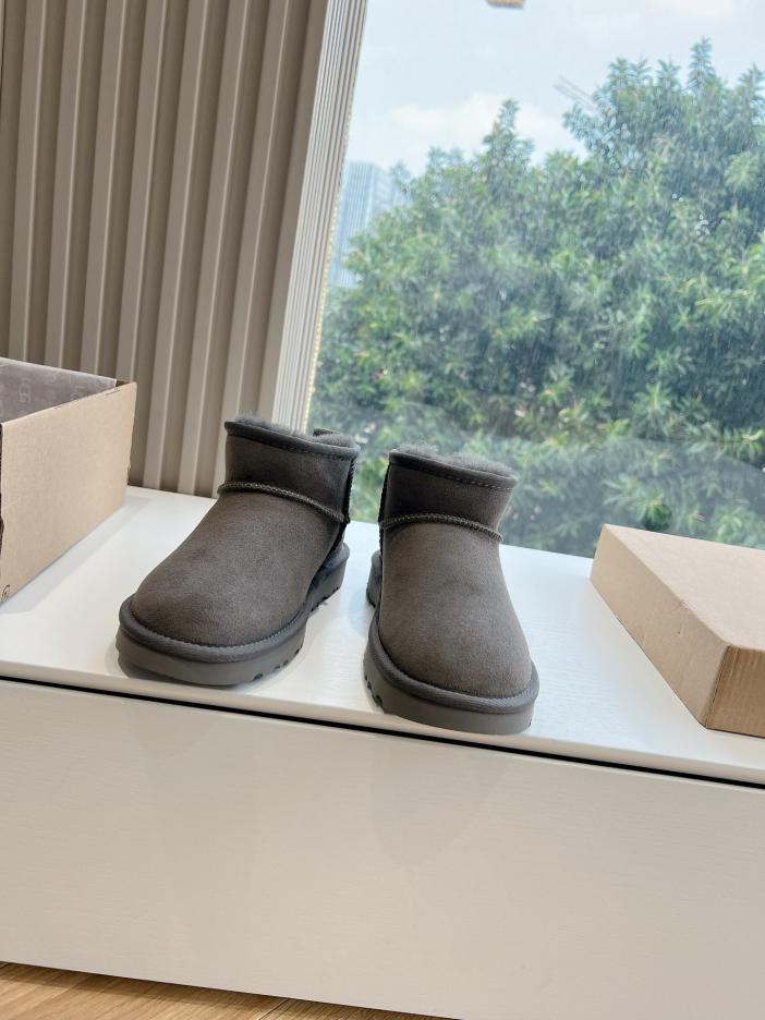 repliche,replica,perfette,siti di,affidabili,migliori siti,dove comprare,1:1,scarpe da ginnastica G026 ugg nuovi stivali da neve casual invernali repliche,replica,perfette,siti di,affidabili,migliori siti,dove comprare,1:1,scarpe da ginnastica G026 ugg nuovi stivali da neve casual invernali