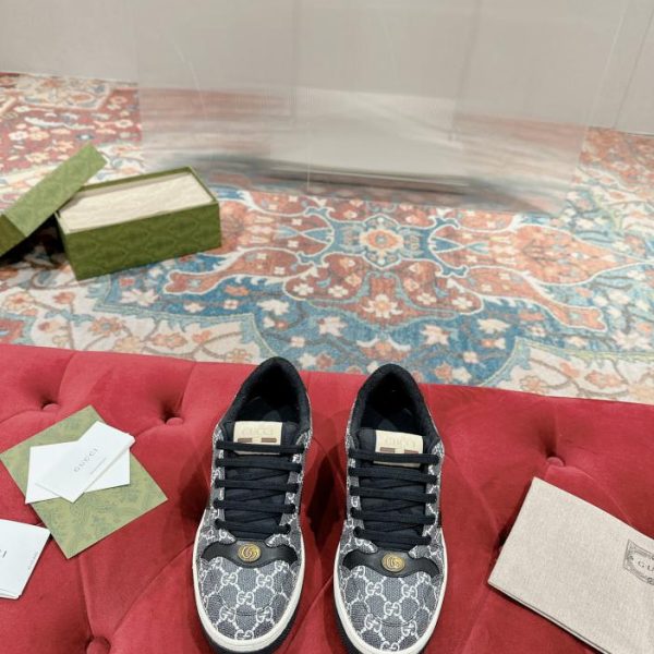 Scarpe GUCCI serie GG