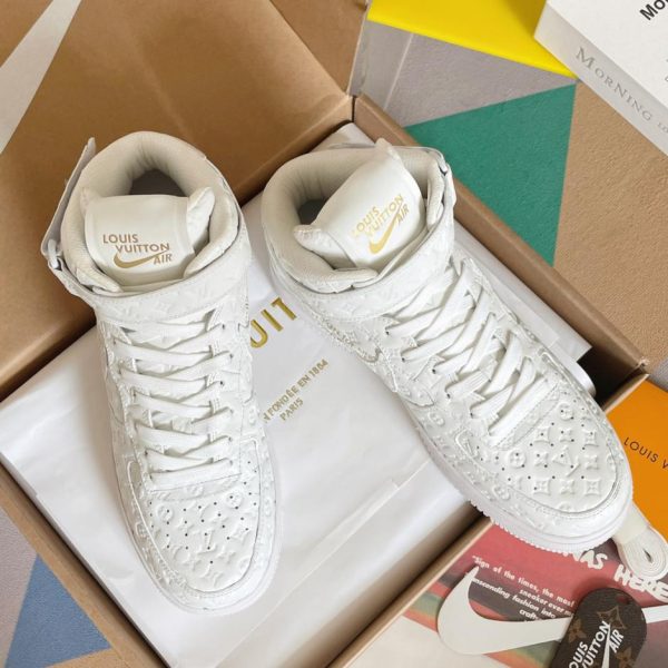 repliche,replica,perfette,siti di,affidabili,migliori siti,dove comprare,1:1,scarpe da ginnastica [Sneakers sportive congiunte LV x Nike Air Force 1 per coppie