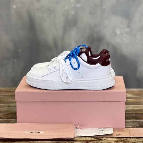 [Versione top] Le ultime scarpe da ginnastica casual di MiuMiu
