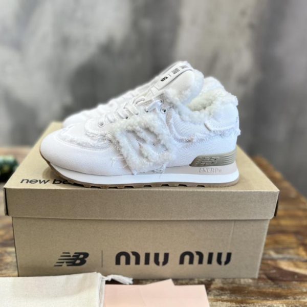 repliche,replica,perfette,siti di,affidabili,migliori siti,dove comprare,1:1,scarpe da ginnastica [Versione top] Sneakers Miumiu x New Balance 574 joint NB