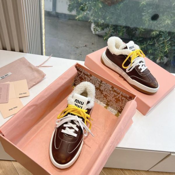 repliche,replica,perfette,siti di,affidabili,migliori siti,dove comprare,1:1,scarpe da ginnastica MiuMiu nuovi mocassini primaverili ed estivi