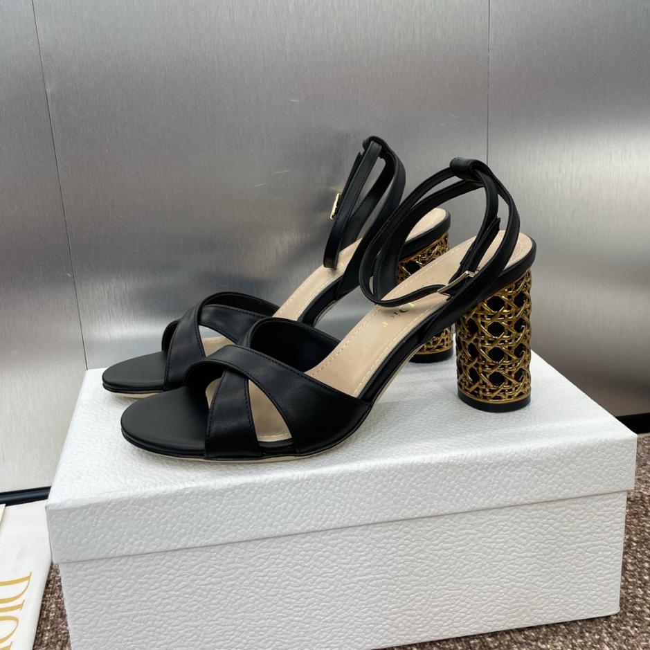 repliche,replica,perfette,siti di,affidabili,migliori siti,dove comprare,1:1,scarpe da ginnastica Scarpe con tacco da donna Dior repliche,replica,perfette,siti di,affidabili,migliori siti,dove comprare,1:1,scarpe da ginnastica Scarpe con tacco da donna Dior