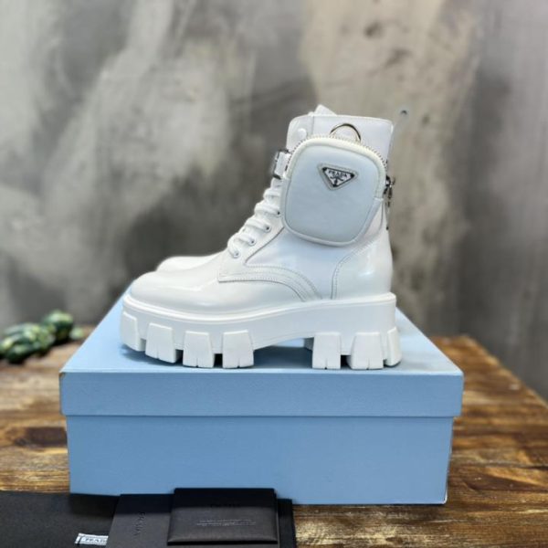 repliche,replica,perfette,siti di,affidabili,migliori siti,dove comprare,1:1,scarpe da ginnastica [Versione Top] Prada New Bag Retro Stivali corti in pelle