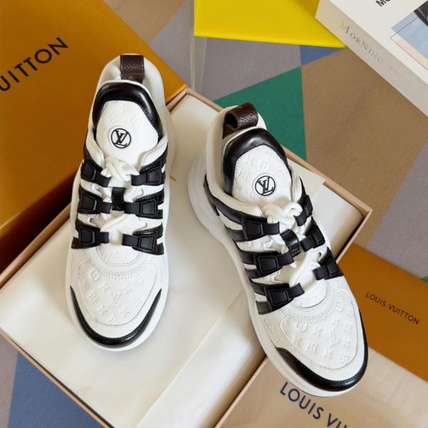 repliche,replica,perfette,siti di,affidabili,migliori siti,dove comprare,1:1,scarpe da ginnastica Scarpe classiche da papà Louis Vuitton Archlight