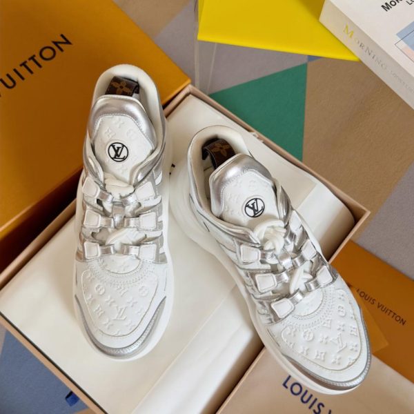 repliche,replica,perfette,siti di,affidabili,migliori siti,dove comprare,1:1,scarpe da ginnastica Scarpe classiche da papà Louis Vuitton Archlight