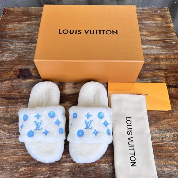 repliche,replica,perfette,siti di,affidabili,migliori siti,dove comprare,1:1,scarpe da ginnastica [Versione top] Pantofole in lana nuova Louis Vuitton