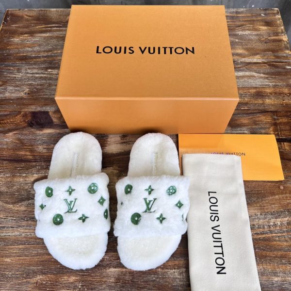 repliche,replica,perfette,siti di,affidabili,migliori siti,dove comprare,1:1,scarpe da ginnastica [Versione top] Pantofole in lana nuova Louis Vuitton