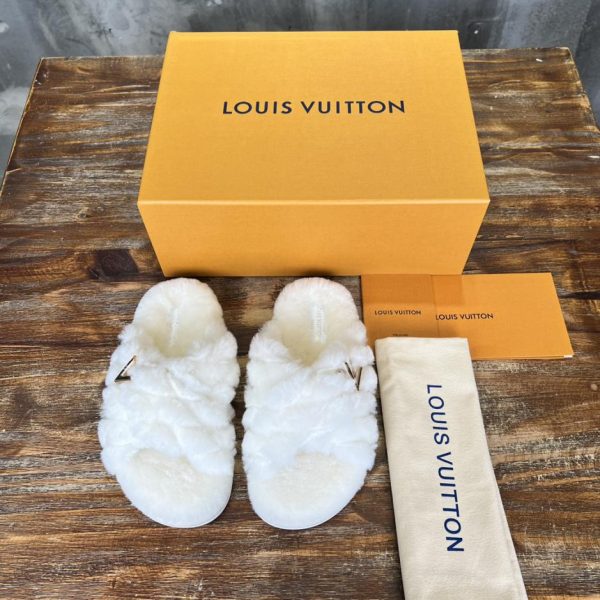 repliche,replica,perfette,siti di,affidabili,migliori siti,dove comprare,1:1,scarpe da ginnastica [Versione top] Pantofole classiche in pelliccia autunnali Louis Vuitton