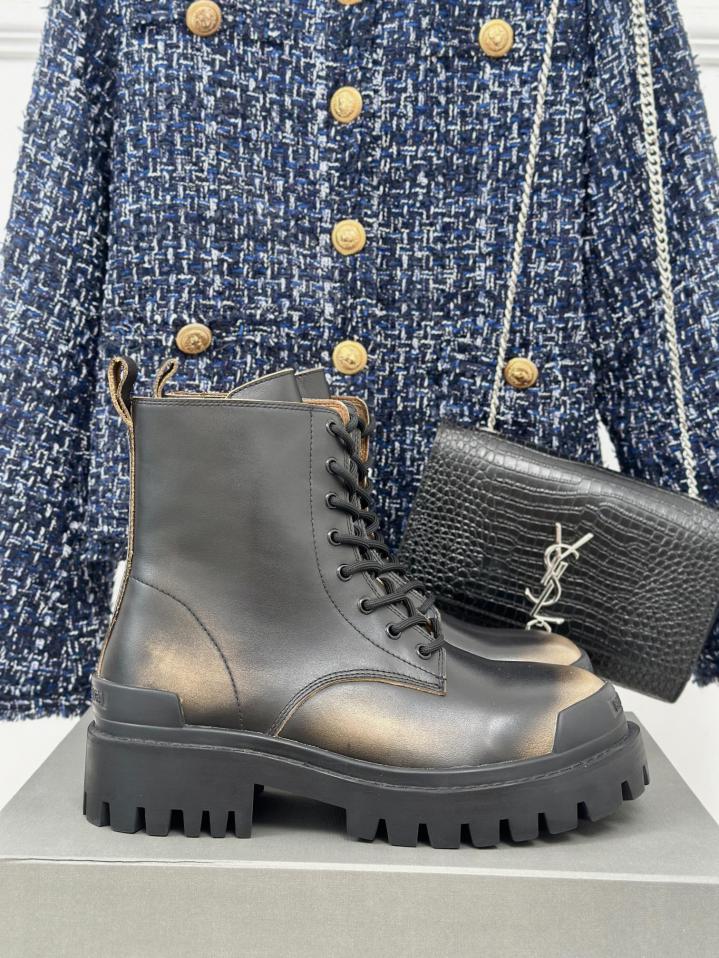 repliche,replica,perfette,siti di,affidabili,migliori siti,dove comprare,1:1,scarpe da ginnastica Balenciaga classici stivali Martin da coppia autunnali e invernali con la suola spessa repliche,replica,perfette,siti di,affidabili,migliori siti,dove comprare,1:1,scarpe da ginnastica Balenciaga classici stivali Martin da coppia autunnali e invernali con la suola spessa