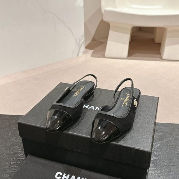 Sandali Chanel in lana di alta qualità