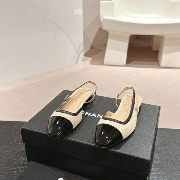 repliche,replica,perfette,siti di,affidabili,migliori siti,dove comprare,1:1,scarpe da ginnastica Sandali Chanel in lana di alta qualità