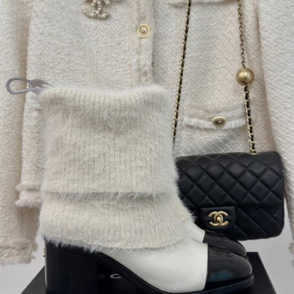 repliche,replica,perfette,siti di,affidabili,migliori siti,dove comprare,1:1,scarpe da ginnastica CHANE nuovi stivali con calzini con tacco spesso doppia C autunno e inverno