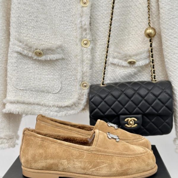 repliche,replica,perfette,siti di,affidabili,migliori siti,dove comprare,1:1,scarpe da ginnastica CHANE nuovi mocassini con pelliccia doppia C autunno e inverno