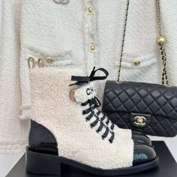 repliche,replica,perfette,siti di,affidabili,migliori siti,dove comprare,1:1,scarpe da ginnastica CHANE nuovi stivali corti con tacco spesso autunno e inverno