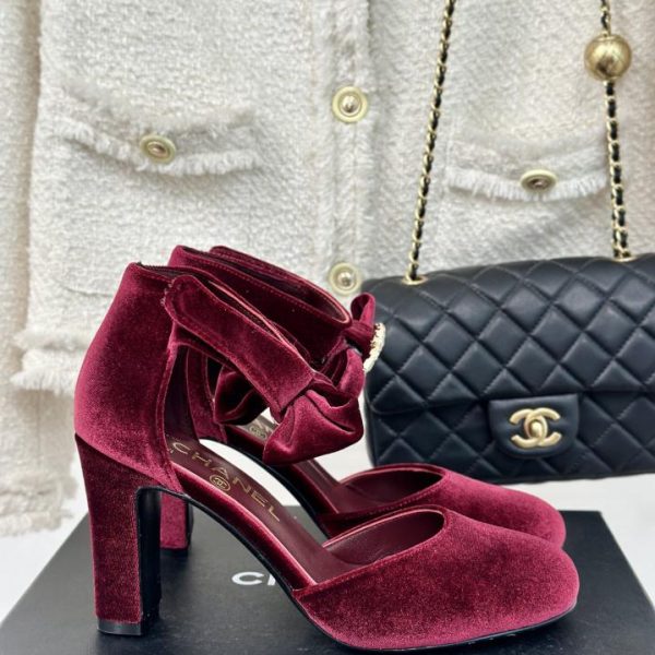repliche,replica,perfette,siti di,affidabili,migliori siti,dove comprare,1:1,scarpe da ginnastica CHANE sandali con tacco spesso con fiocco doppia C all’inizio dell’autunno
