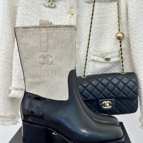 repliche,replica,perfette,siti di,affidabili,migliori siti,dove comprare,1:1,scarpe da ginnastica CHANE classici stivali corti con tacco spesso doppia C autunno e inverno