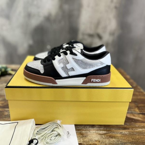 repliche,replica,perfette,siti di,affidabili,migliori siti,dove comprare,1:1,scarpe da ginnastica [Versione top] Fendi nuove sneakers casual, stile coppia