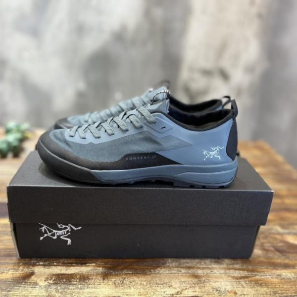 repliche,replica,perfette,siti di,affidabili,migliori siti,dove comprare,1:1,scarpe da ginnastica [Versione top] Scarpe da trekking sportive casual da uomo Arcteryx KonsealLT