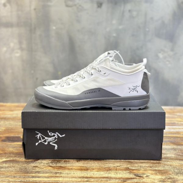 repliche,replica,perfette,siti di,affidabili,migliori siti,dove comprare,1:1,scarpe da ginnastica [Versione top] Scarpe da trekking sportive casual da uomo Arcteryx KonsealLT