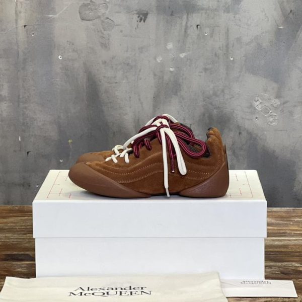 repliche,replica,perfette,siti di,affidabili,migliori siti,dove comprare,1:1,scarpe da ginnastica [Versione top] L’ultima serie Flexion di ALEXANDER MCQUEEN abbina scarpe sportive casual retrò