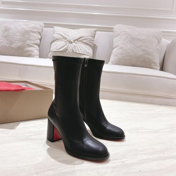 repliche,replica,perfette,siti di,affidabili,migliori siti,dove comprare,1:1,scarpe da ginnastica Versione top scatola originale Christian Louboutin nuovi stivali nudi elastici con tacco spesso