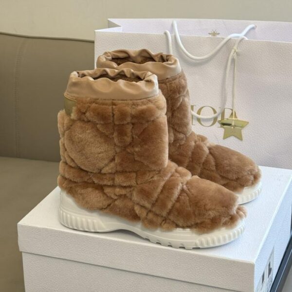 repliche,replica,perfette,siti di,affidabili,migliori siti,dove comprare,1:1,scarpe da ginnastica Nuovi stivali da neve Diorfw autunnali e invernali di alta qualit脿