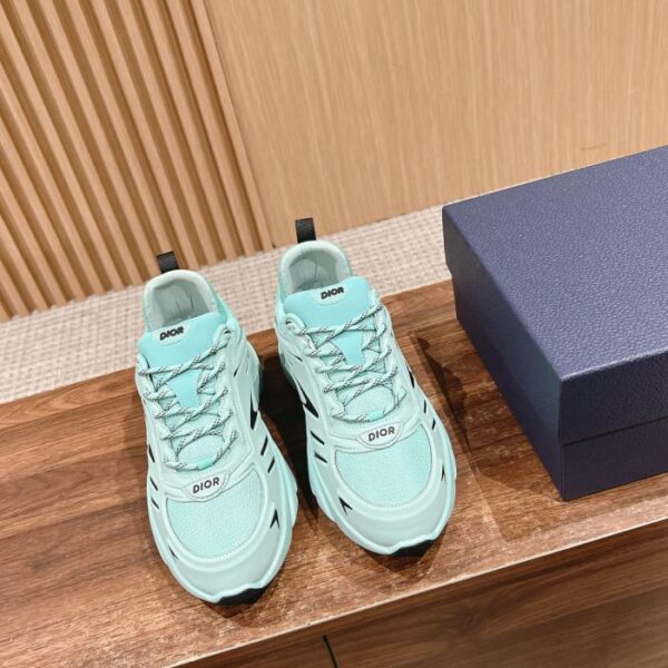 Scarpe da pap脿 stile coppia serie Dior scarpe sportive casual
