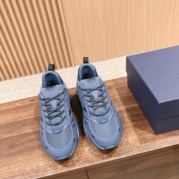 Scarpe da pap脿 stile coppia serie Dior scarpe sportive casual