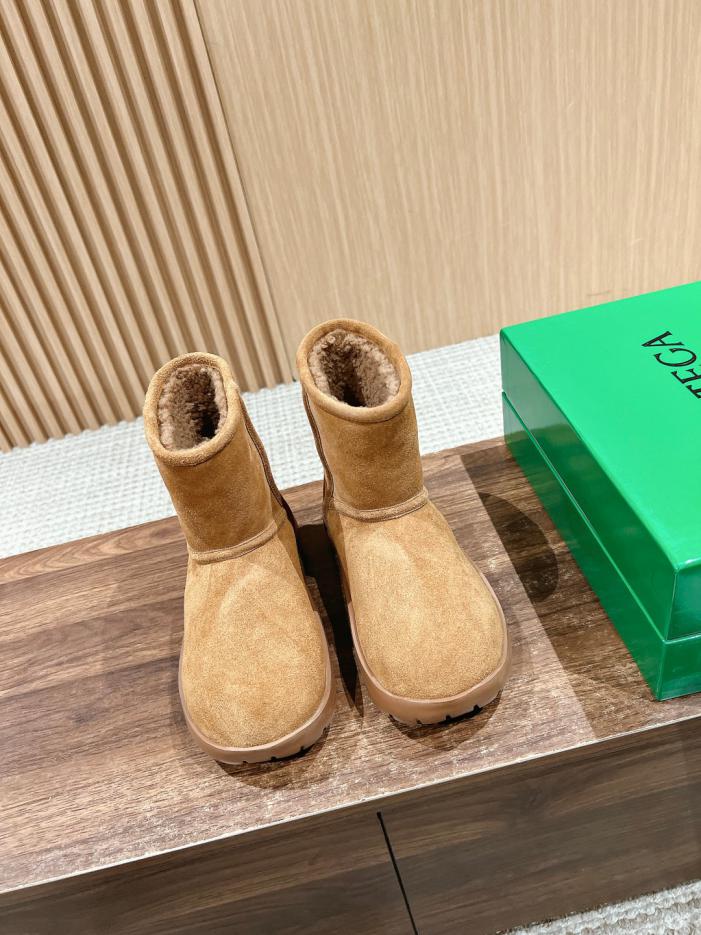 repliche,replica,perfette,siti di,affidabili,migliori siti,dove comprare,1:1,scarpe da ginnastica Nuovi doposci della serie SNAP di Bottega Veneta repliche,replica,perfette,siti di,affidabili,migliori siti,dove comprare,1:1,scarpe da ginnastica Nuovi doposci della serie SNAP di Bottega Veneta
