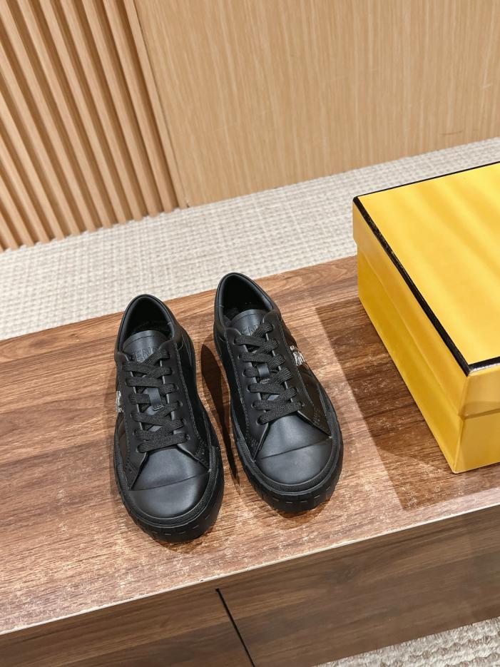 repliche,replica,perfette,siti di,affidabili,migliori siti,dove comprare,1:1,scarpe da ginnastica Le nuove sneakers basse color biscotto di Fendi repliche,replica,perfette,siti di,affidabili,migliori siti,dove comprare,1:1,scarpe da ginnastica Le nuove sneakers basse color biscotto di Fendi