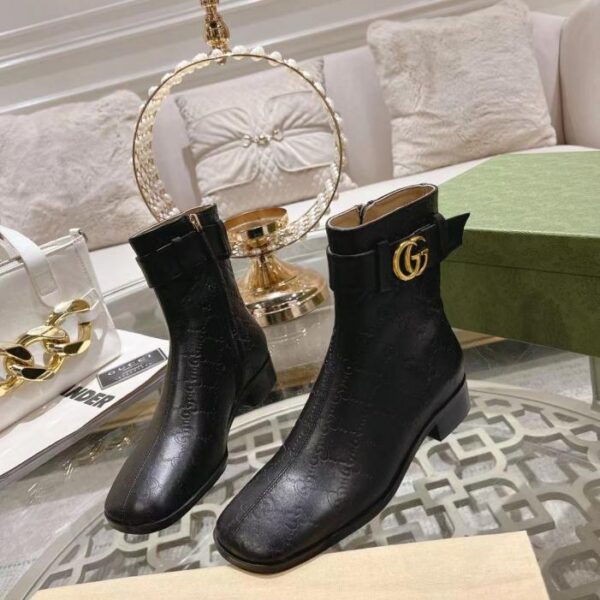 GUCCI ultimi stivali contro sincronizzati