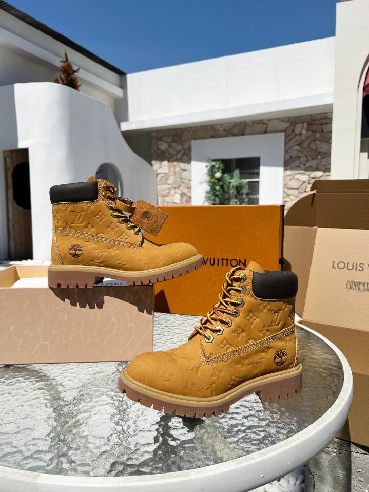 repliche,replica,perfette,siti di,affidabili,migliori siti,dove comprare,1:1,scarpe da ginnastica Versione top degli stivaletti joint LVxTimberland da coppia repliche,replica,perfette,siti di,affidabili,migliori siti,dove comprare,1:1,scarpe da ginnastica Versione top degli stivaletti joint LVxTimberland da coppia