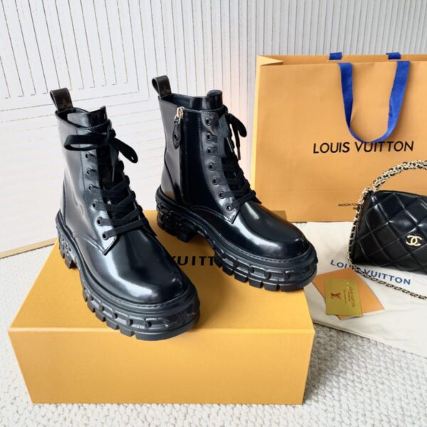 repliche,replica,perfette,siti di,affidabili,migliori siti,dove comprare,1:1,scarpe da ginnastica LOUIVUITTOL nuovi stivali con cinturino Chelsea