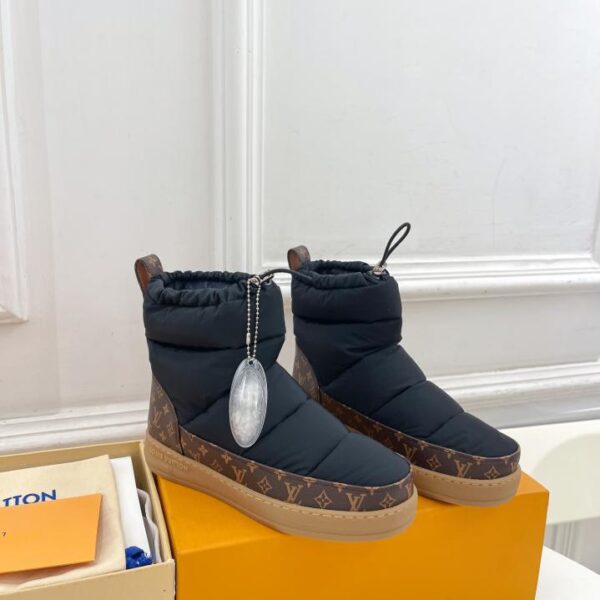 repliche,replica,perfette,siti di,affidabili,migliori siti,dove comprare,1:1,scarpe da ginnastica I nuovi stivali da neve in versione top autunno e inverno di LV Louis Vuitton