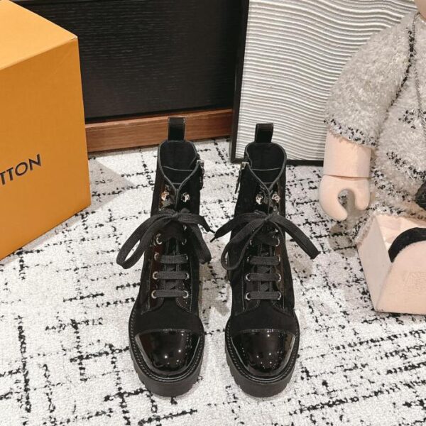 repliche,replica,perfette,siti di,affidabili,migliori siti,dove comprare,1:1,scarpe da ginnastica Nuovi stivali Martin autunno e inverno Louis Vuitton di alta qualit脿