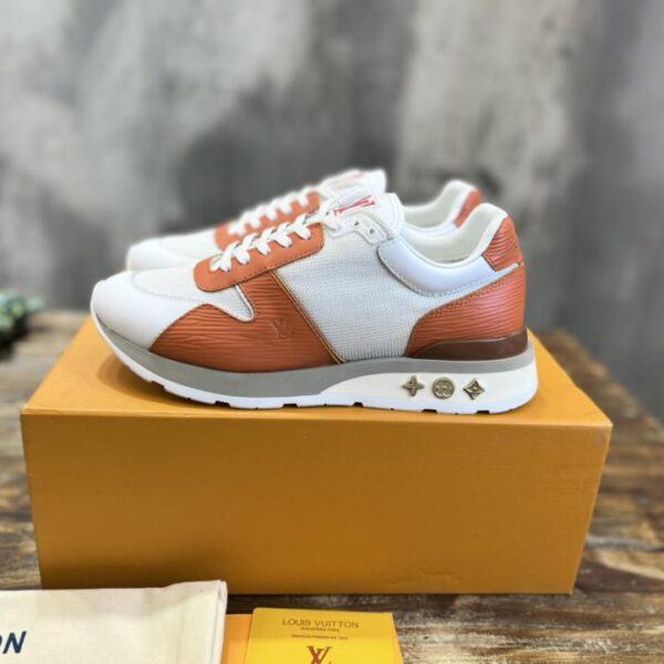 Scarpe da ginnastica Run Away di Louis Vuitton