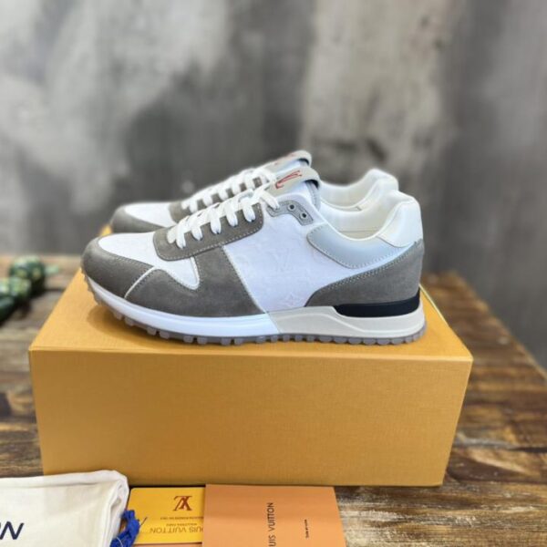 Scarpe da ginnastica Run Away di Louis Vuitton