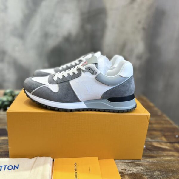 Scarpe da ginnastica Run Away di Louis Vuitton