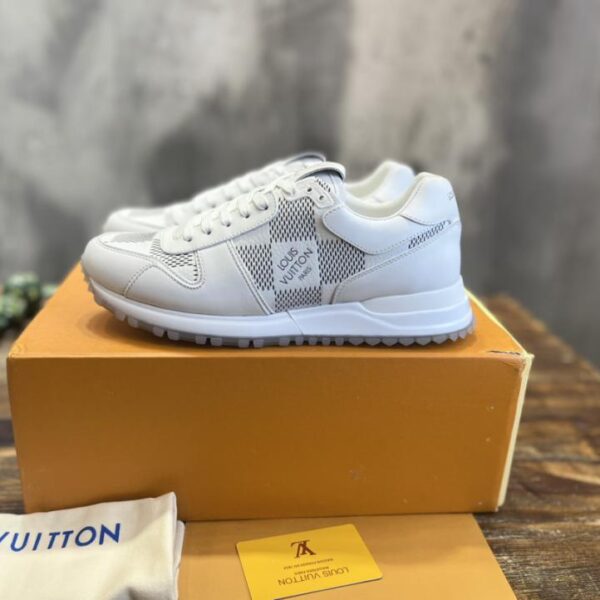 Scarpe da ginnastica Run Away di Louis Vuitton
