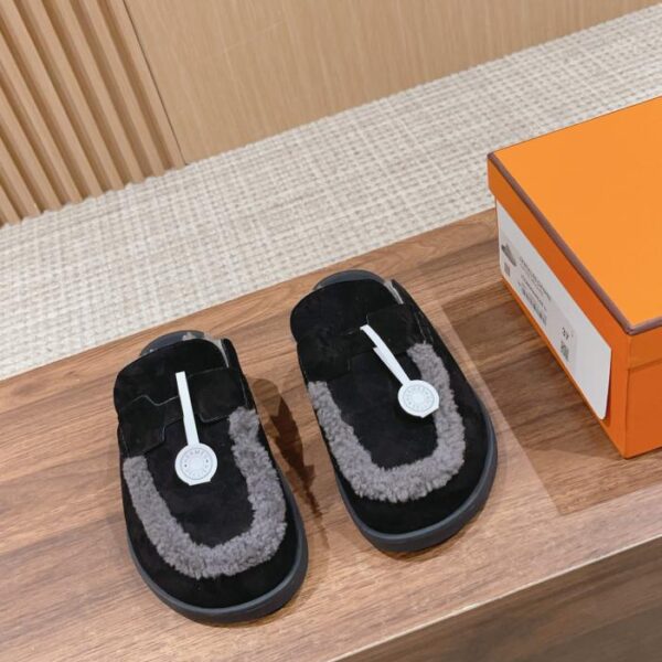 Pantofole in lana di Herm猫s modello coppia