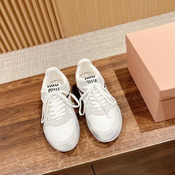 Miu Miu nuove scarpe da allenamento morale