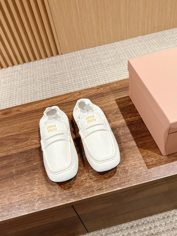 repliche,replica,perfette,siti di,affidabili,migliori siti,dove comprare,1:1,scarpe da ginnastica Le ultime ballerine di Miu Miu repliche,replica,perfette,siti di,affidabili,migliori siti,dove comprare,1:1,scarpe da ginnastica Le ultime ballerine di Miu Miu