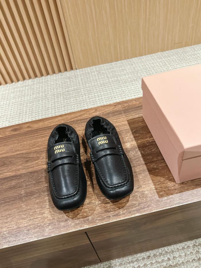 repliche,replica,perfette,siti di,affidabili,migliori siti,dove comprare,1:1,scarpe da ginnastica Le ultime ballerine di Miu Miu repliche,replica,perfette,siti di,affidabili,migliori siti,dove comprare,1:1,scarpe da ginnastica Le ultime ballerine di Miu Miu