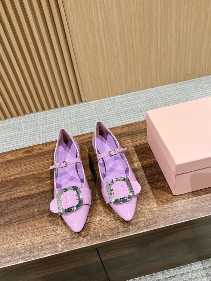 repliche,replica,perfette,siti di,affidabili,migliori siti,dove comprare,1:1,scarpe da ginnastica Scarpe Mary Jane di Miu Miu repliche,replica,perfette,siti di,affidabili,migliori siti,dove comprare,1:1,scarpe da ginnastica Scarpe Mary Jane di Miu Miu