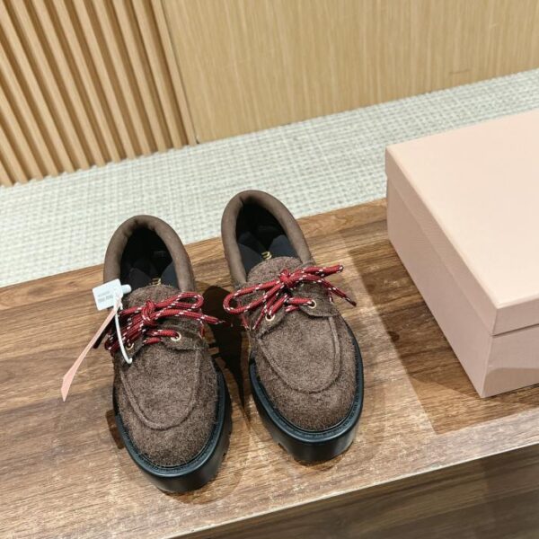 repliche,replica,perfette,siti di,affidabili,migliori siti,dove comprare,1:1,scarpe da ginnastica Mocassini platform stringati di Miu Miu